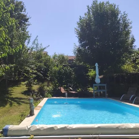Infocus-du-sud Bed and Breakfast Soula